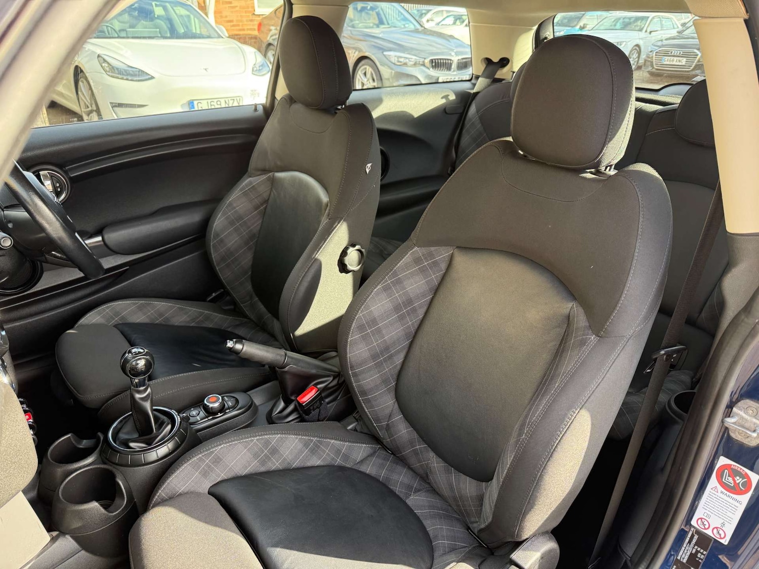 Used MINI Hatch 2014 for sale - 76601960: Photo 25