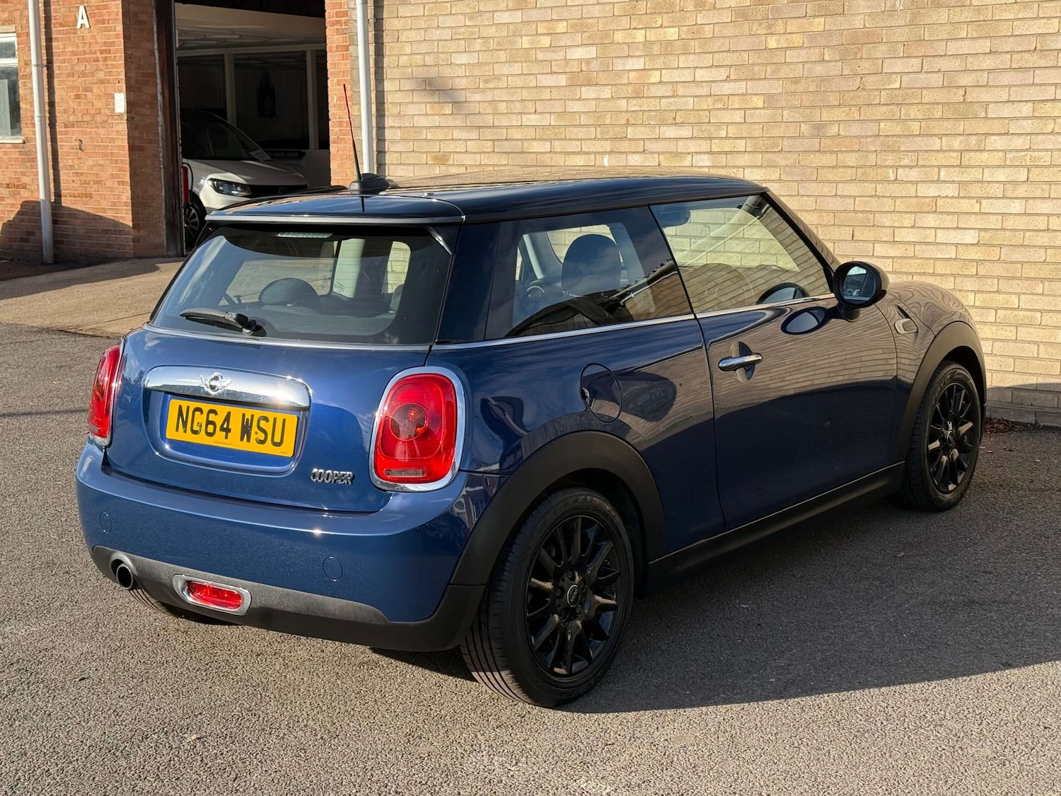 Used MINI Hatch 2014 for sale - 76601960: Photo 27