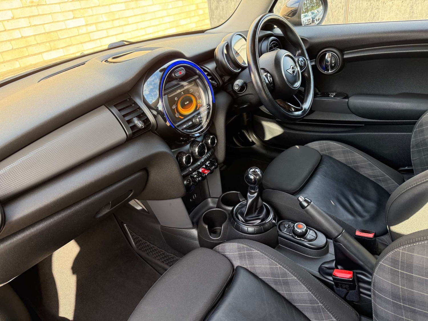 Used MINI Hatch 2014 for sale - 76601960: Photo 3