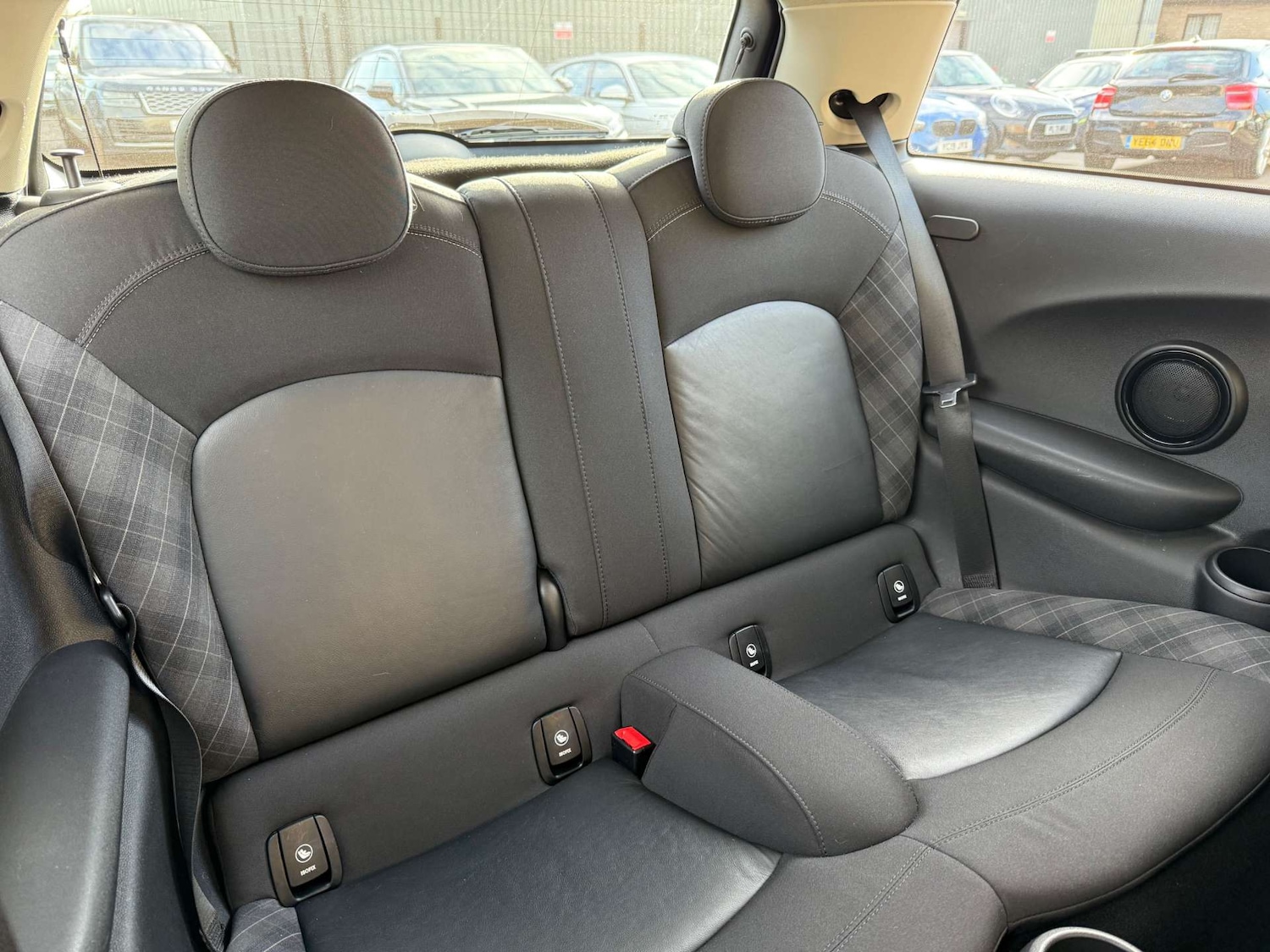 Used MINI Hatch 2014 for sale - 76601960: Photo 30