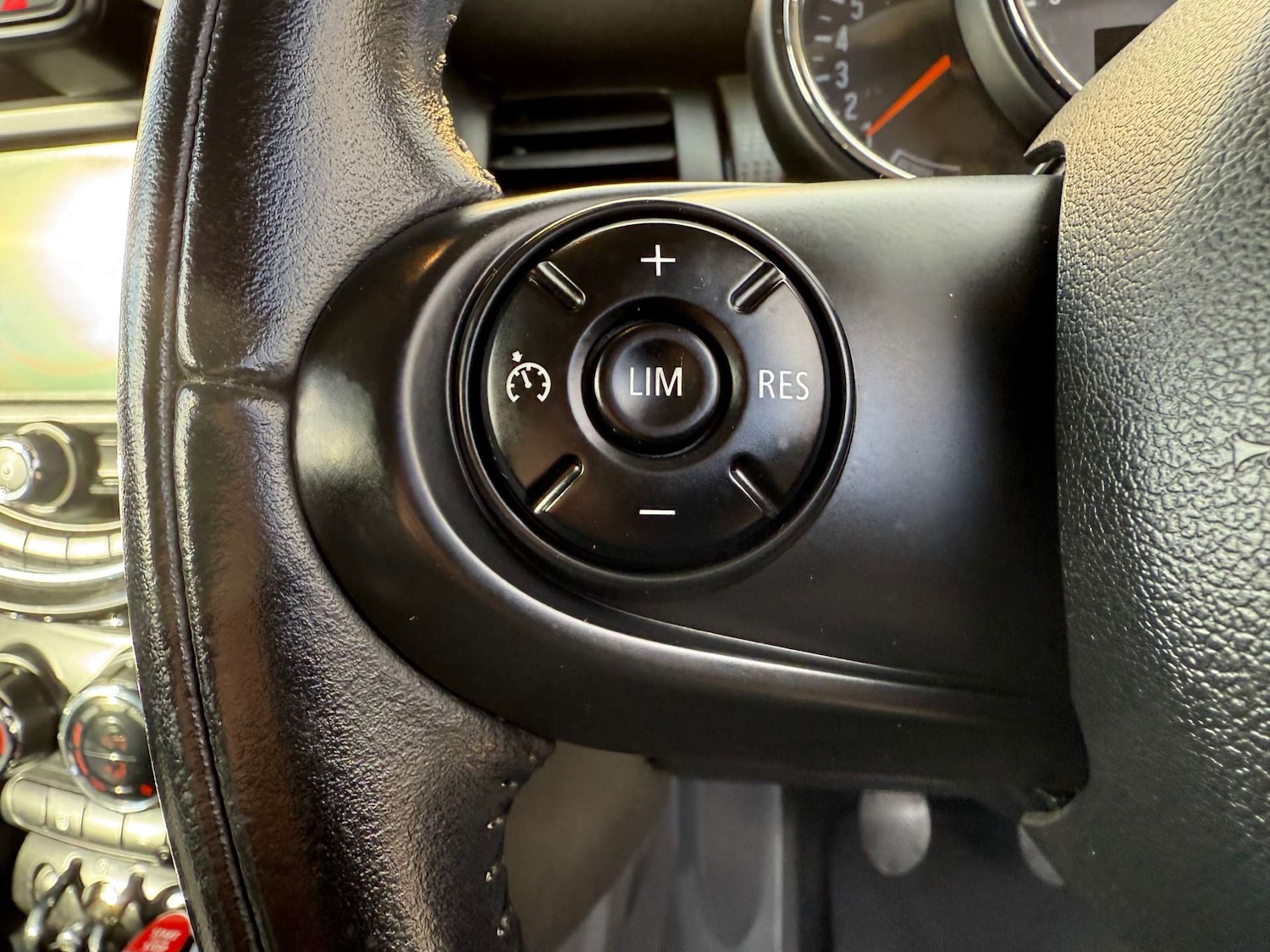 Used MINI Hatch 2014 for sale - 76601960: Photo 48