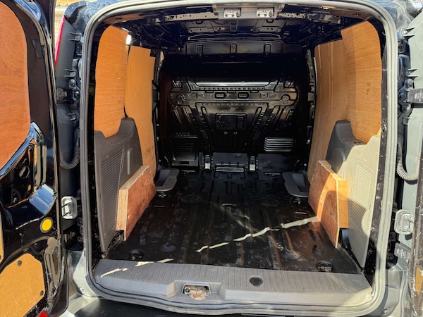 Used Ford Transit Connect 2020 for sale - 76089436: Photo 36