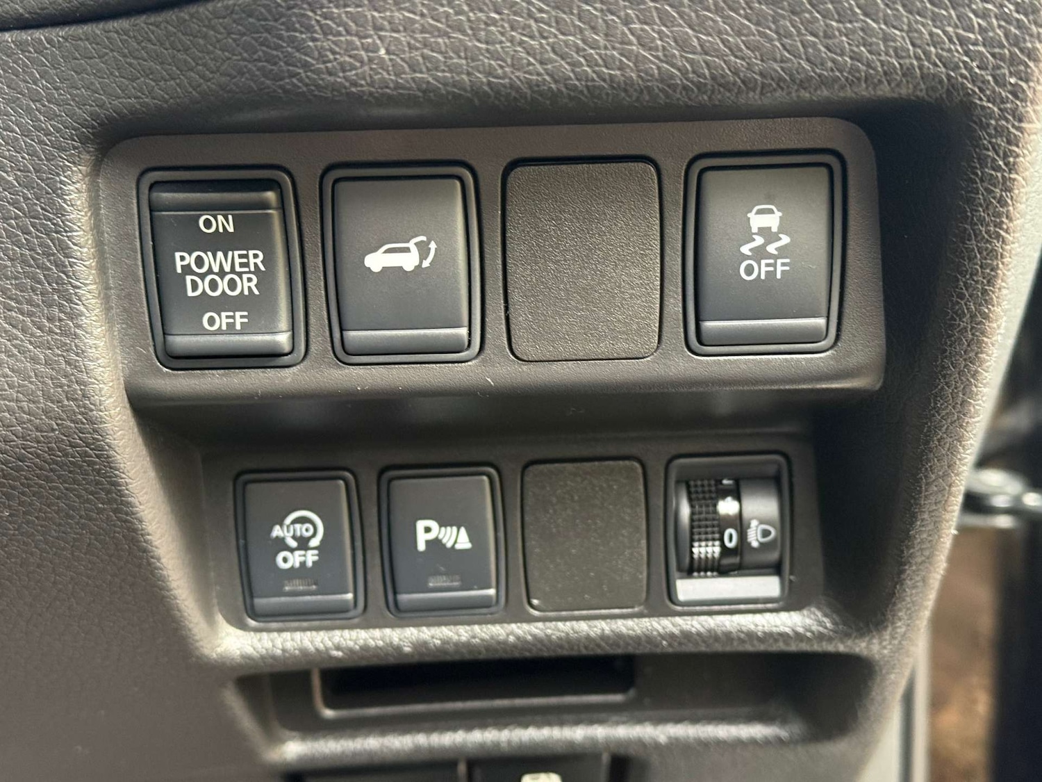 Used Nissan X-Trail 2016 for sale - 78041803: Photo 43