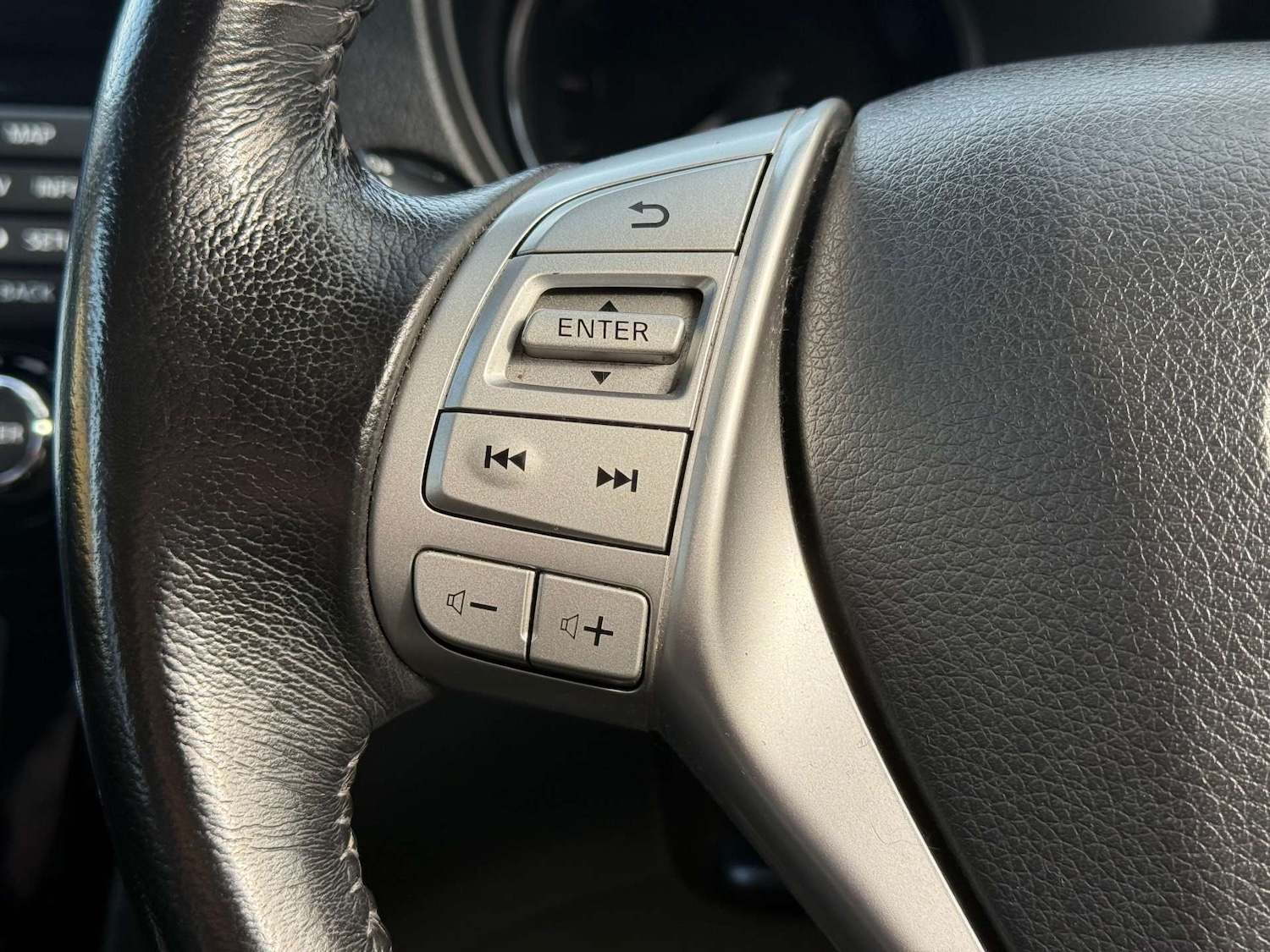 Used Nissan X-Trail 2016 for sale - 78041803: Photo 46