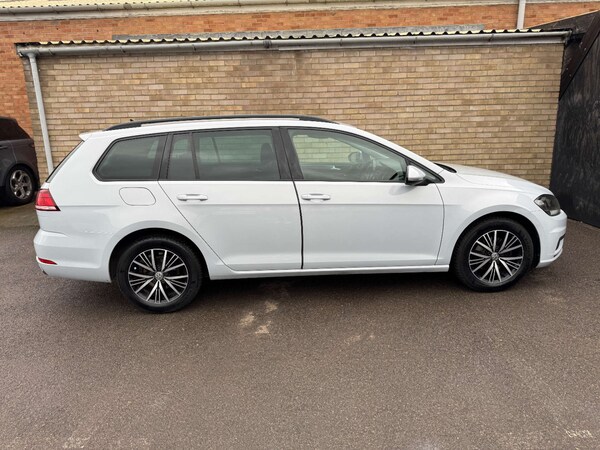 Used Volkswagen Golf 2018 for sale - 74772217: Photo 29