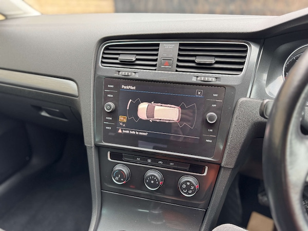 Used Volkswagen Golf 2018 for sale - 74772217: Photo 59