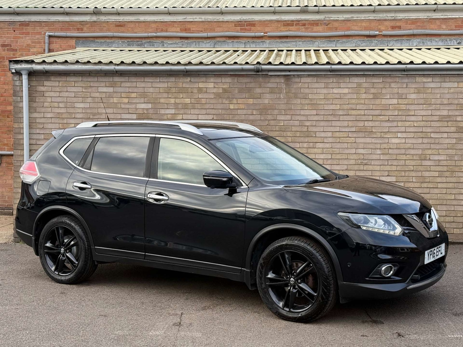 Used Nissan X-Trail 2016 for sale - 77652992: Photo 14