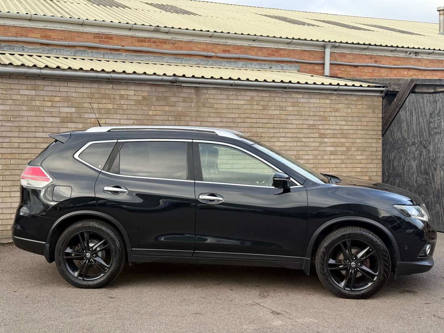 Used Nissan X-Trail 2016 for sale - 77652992: Photo 27