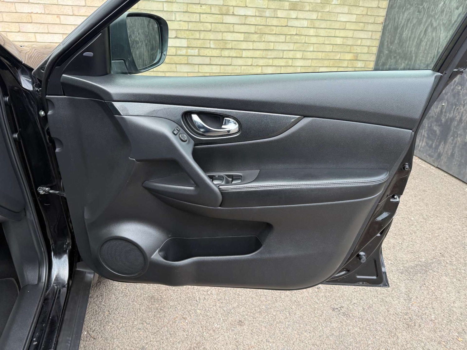 Used Nissan X-Trail 2016 for sale - 77652992: Photo 41