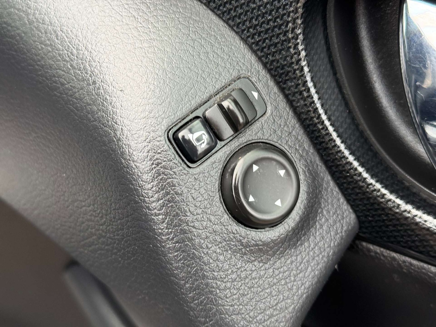 Used Nissan X-Trail 2016 for sale - 77652992: Photo 43