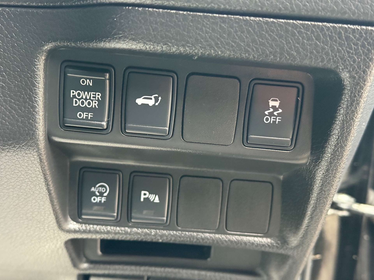 Used Nissan X-Trail 2016 for sale - 77652992: Photo 45