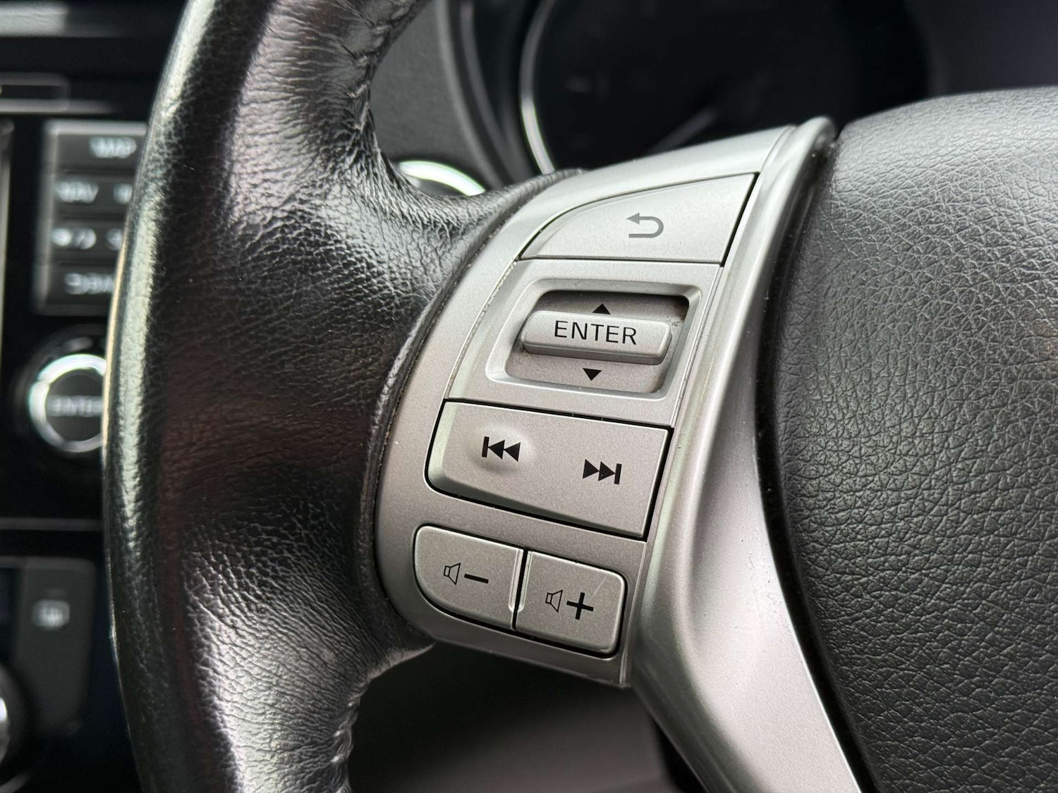 Used Nissan X-Trail 2016 for sale - 77652992: Photo 52