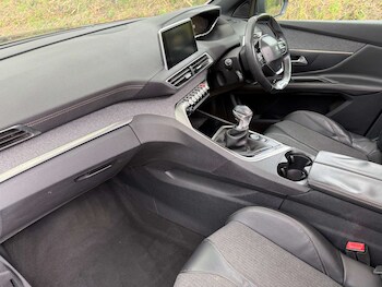 Used Peugeot 3008 2017 for sale - 78053116: Photo