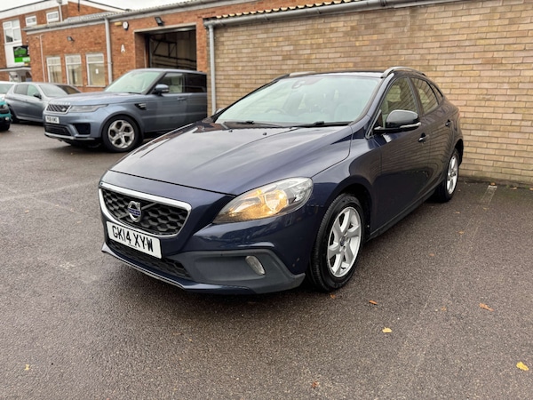 Used Volvo V40 2014 for sale - 74772224: Photo 11