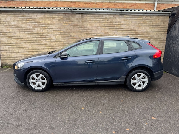 Used Volvo V40 2014 for sale - 74772224: Photo 15