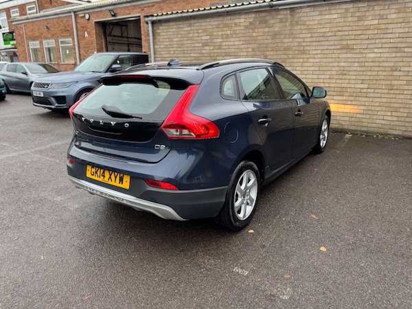 Used Volvo V40 2014 for sale - 74772224: Photo 25