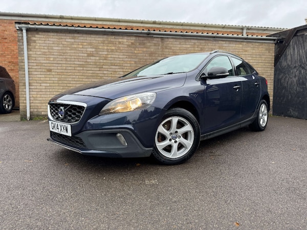 Used Volvo V40 2014 for sale - 74772224: Photo 6