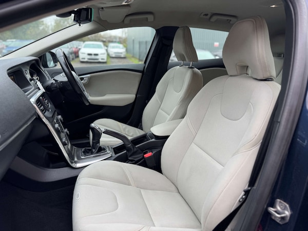 Used Volvo V40 2014 for sale - 74772224: Photo 74