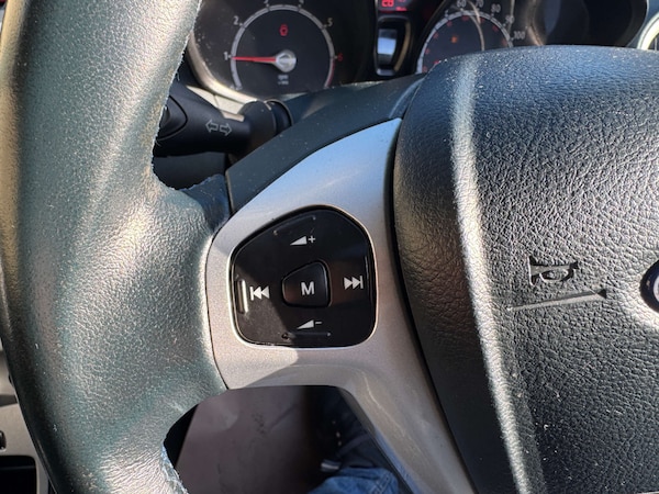 Used Ford Fiesta 2012 for sale - 74772226: Photo 46