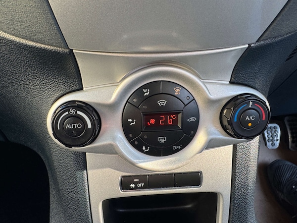 Used Ford Fiesta 2012 for sale - 74772226: Photo 59