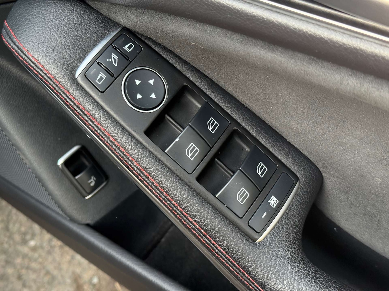 Used Mercedes-Benz CLA 2016 for sale - 77967833: Photo 42