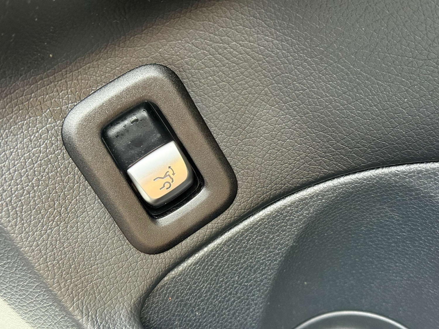 Used Mercedes-Benz C Class 2017 for sale - 77803623: Photo 44