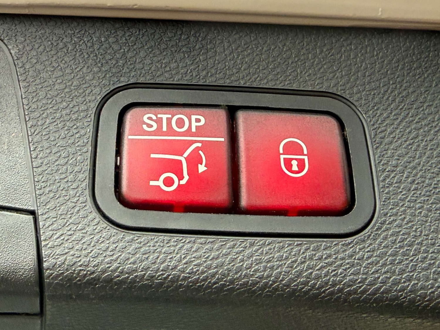 Used Mercedes-Benz C Class 2017 for sale - 77803623: Photo 74