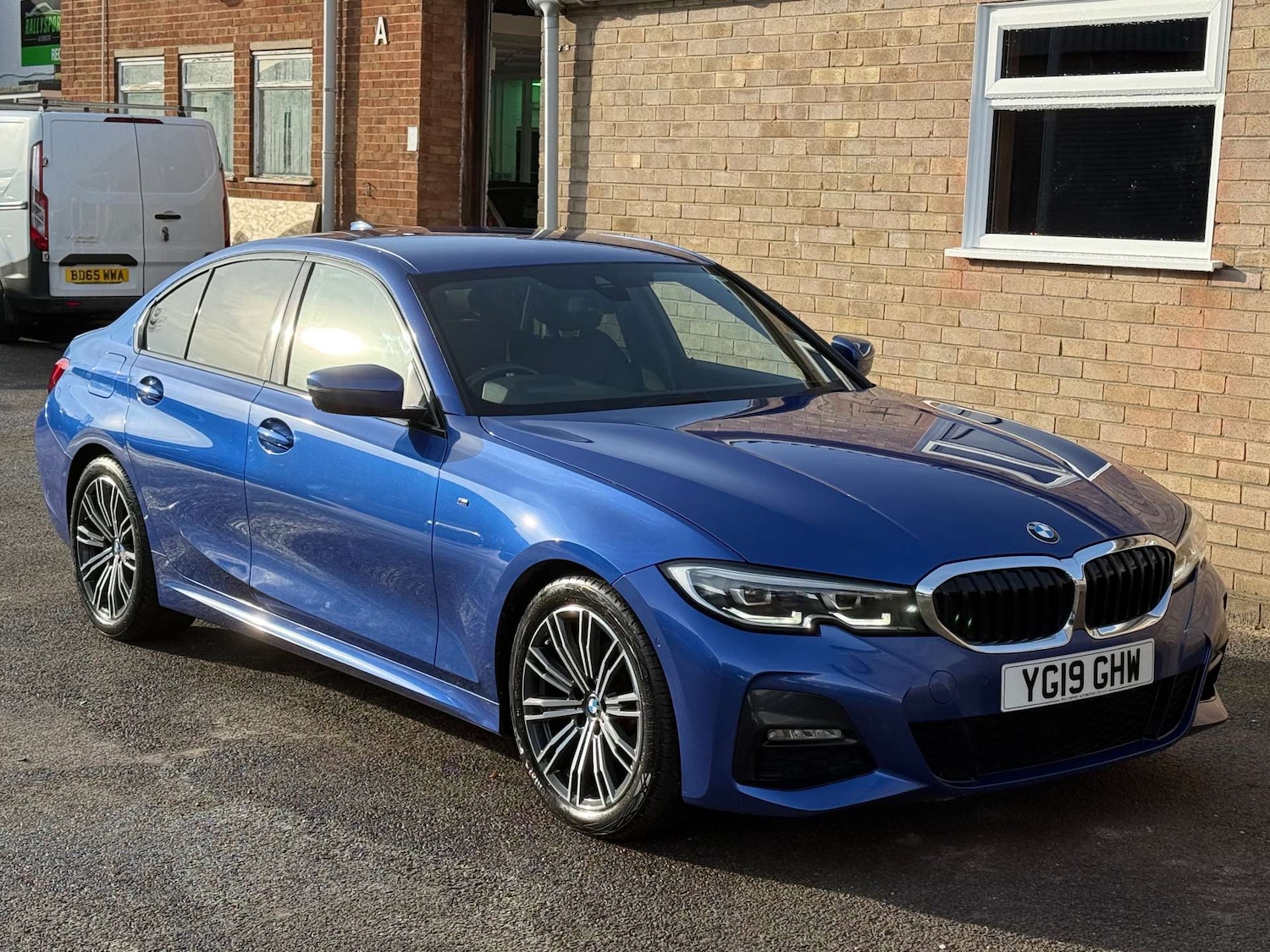 Used BMW 3 Series 2019 for sale - 77355576: Photo 4