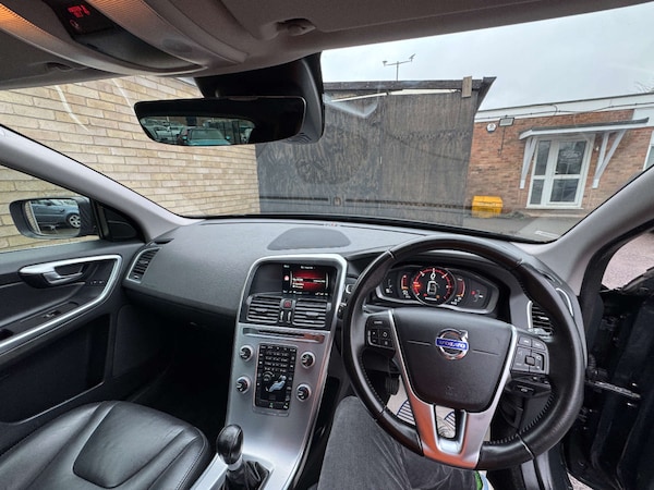 Used Volvo XC60 2016 for sale - 74772269: Photo 47