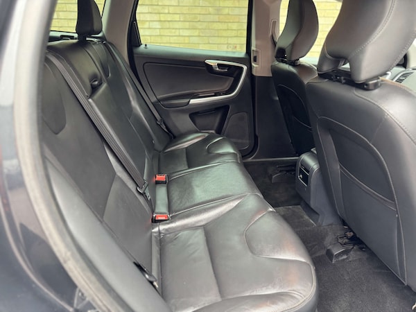 Used Volvo XC60 2016 for sale - 74772269: Photo 85