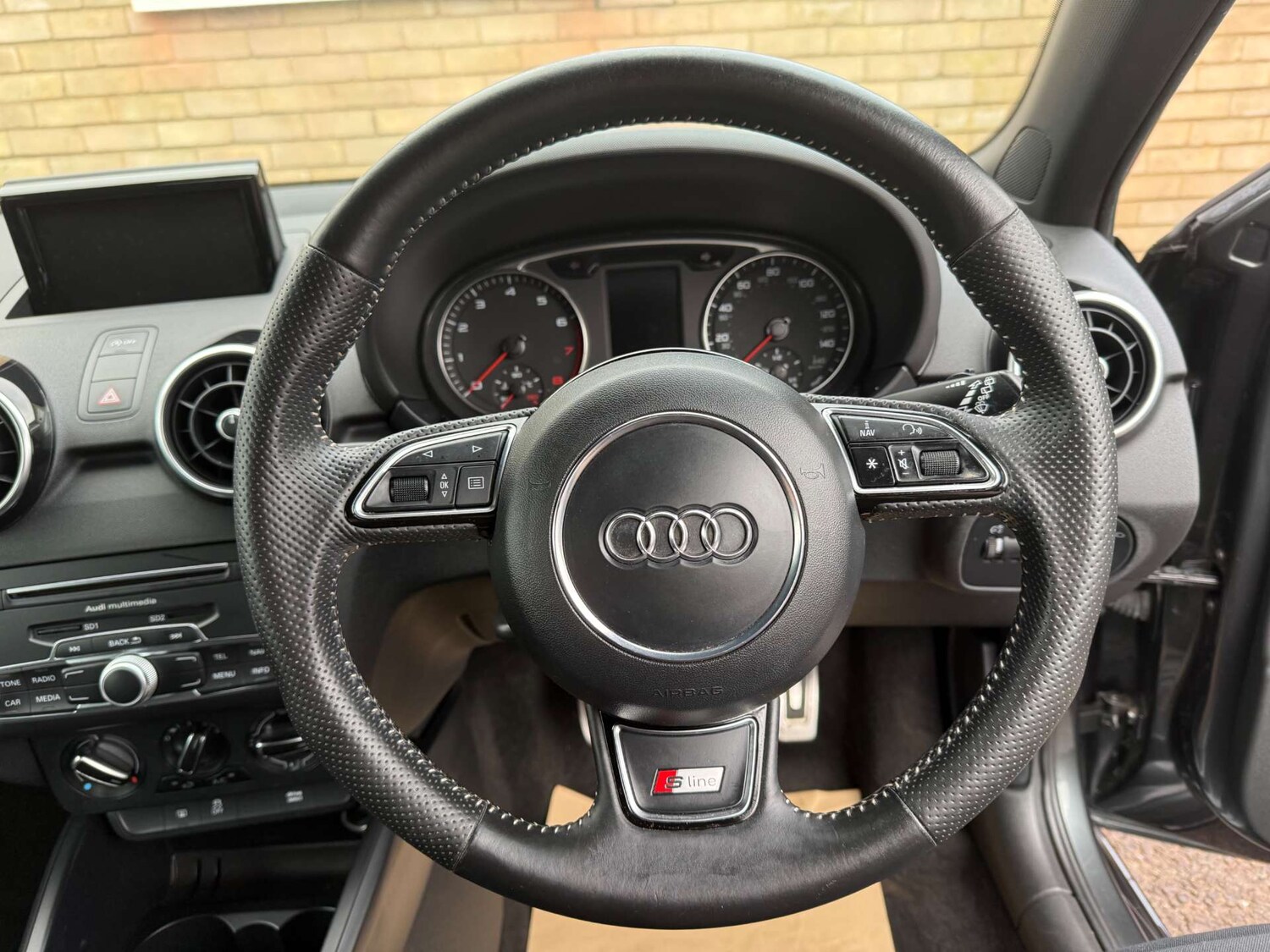 Used Audi A1 2017 for sale - 77506900: Photo 43