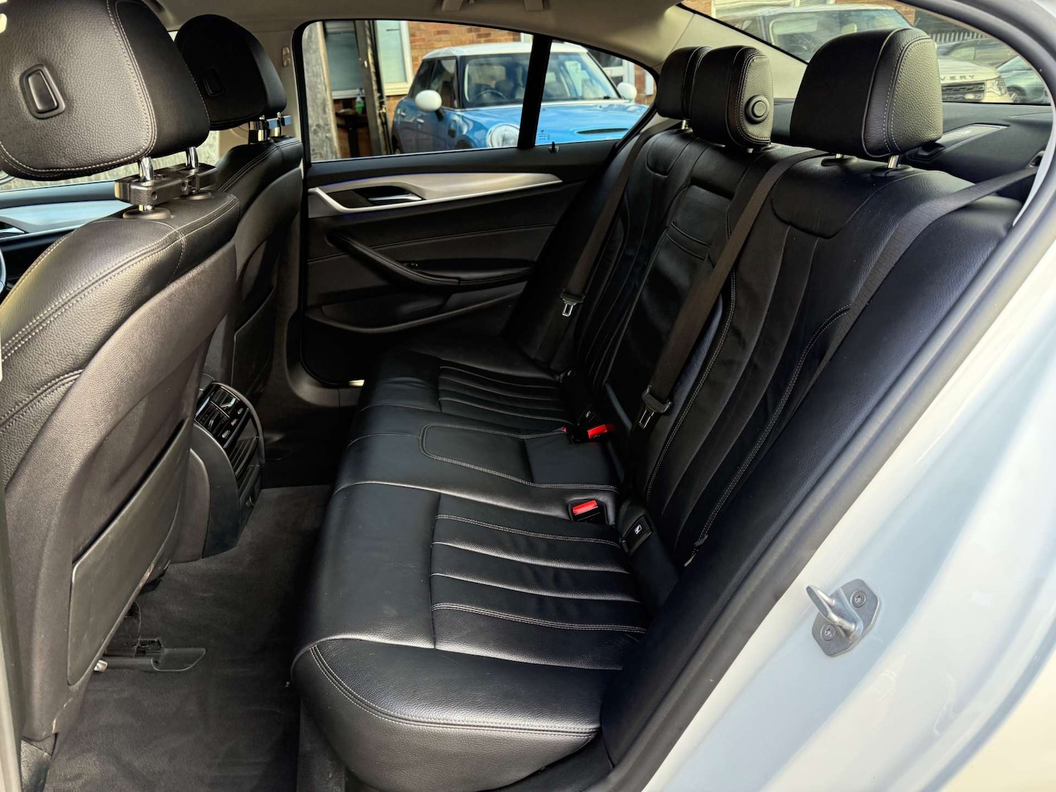 Used BMW 5 Series 2017 for sale - 77055555: Photo 30