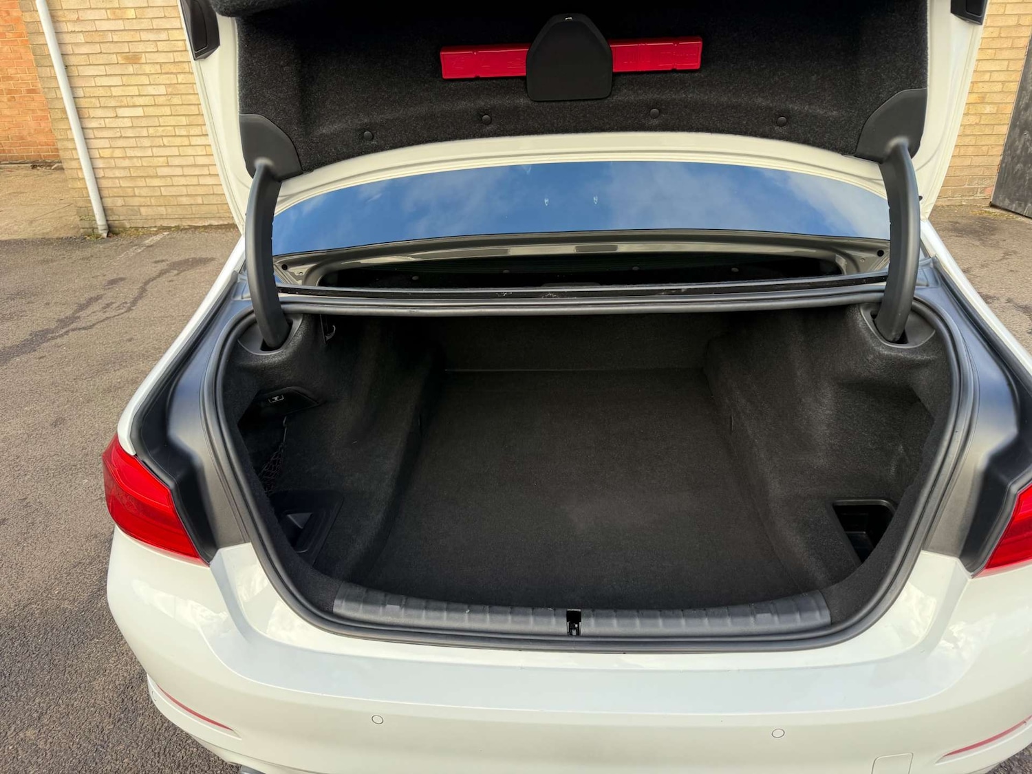 Used BMW 5 Series 2017 for sale - 77055555: Photo 42