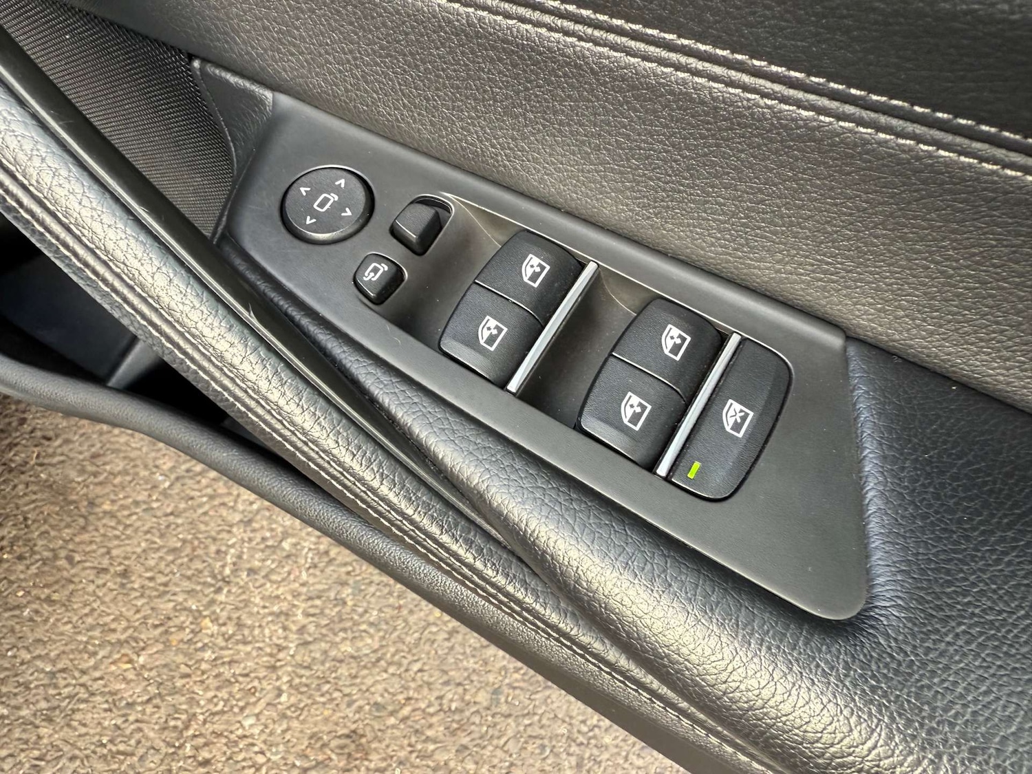 Used BMW 5 Series 2017 for sale - 77055555: Photo 45