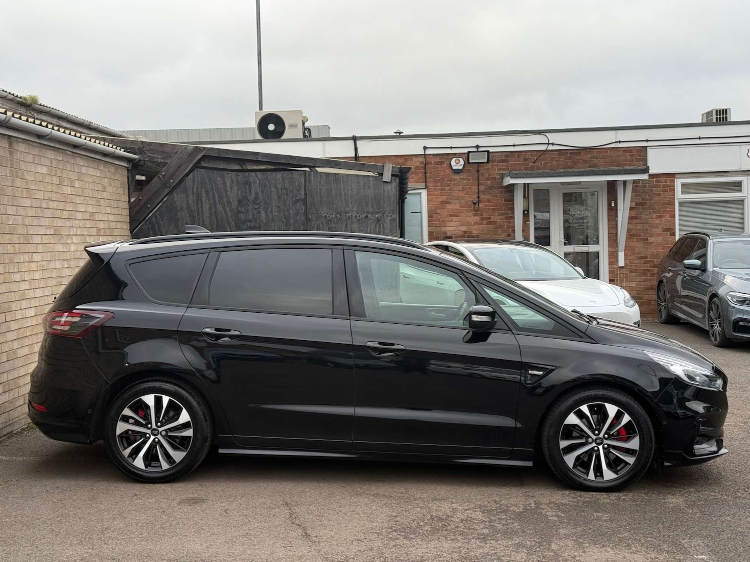 Used Ford S-Max 2019 for sale - 76949875: Photo 12