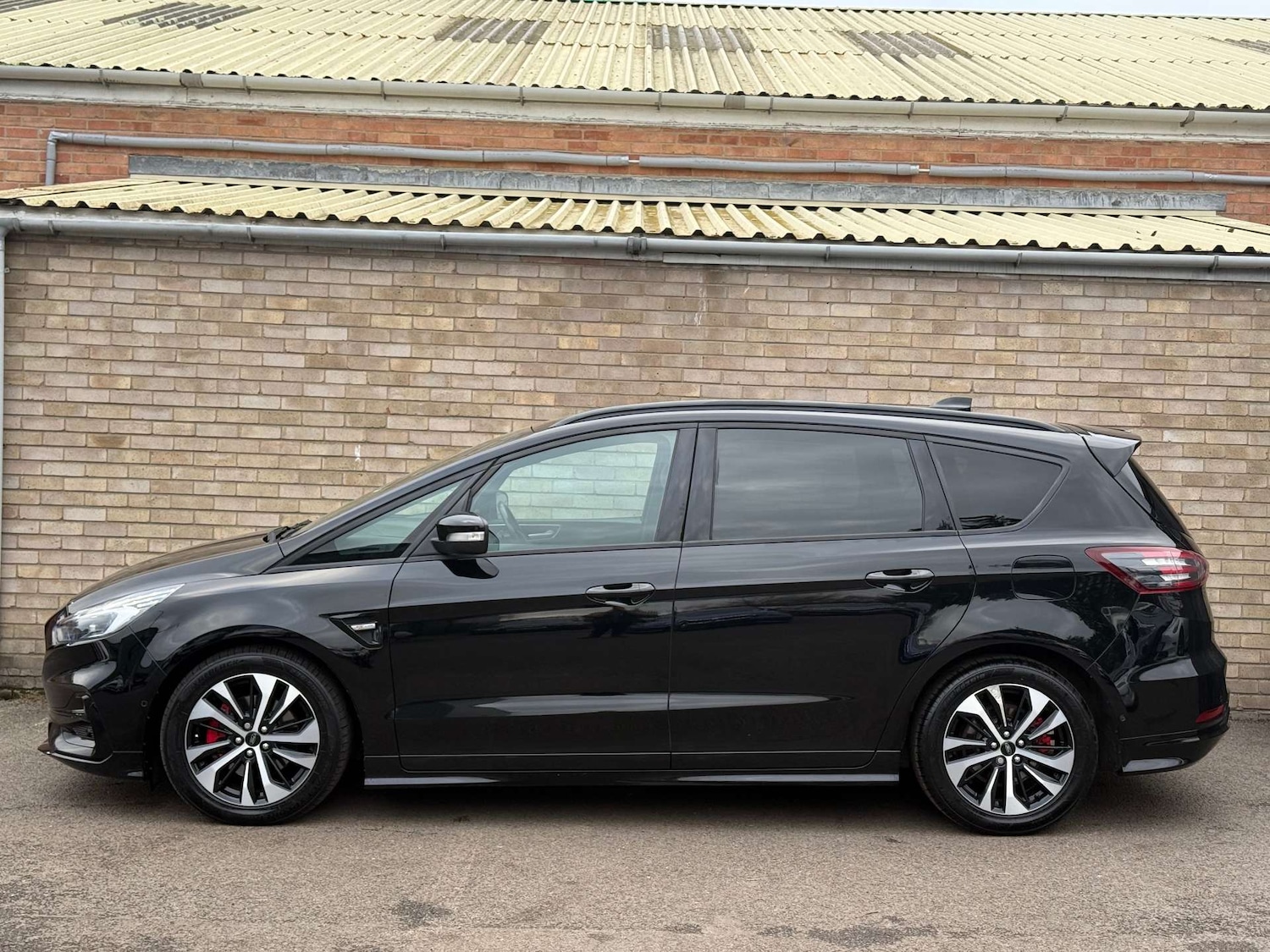 Used Ford S-Max 2019 for sale - 76949875: Photo 18