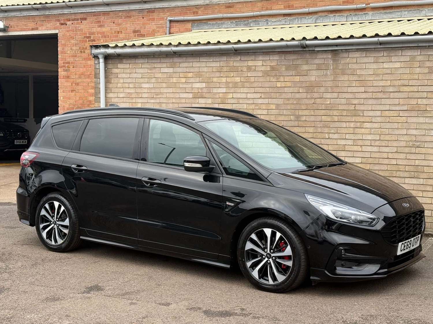 Used Ford S-Max 2019 for sale - 76949875: Photo 27