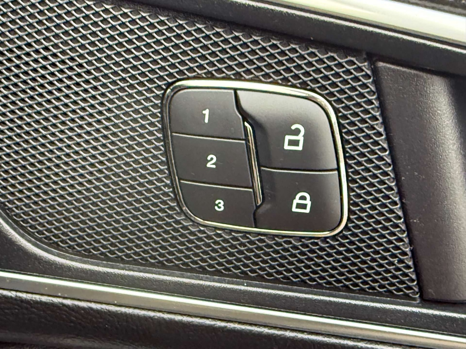 Used Ford S-Max 2019 for sale - 76949875: Photo 47