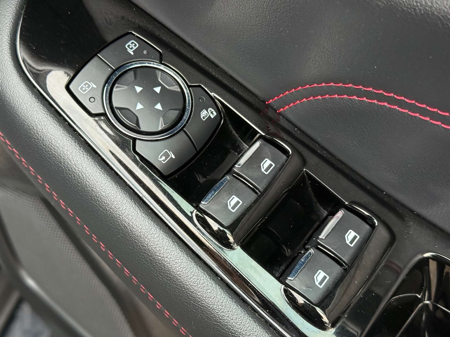 Used Ford S-Max 2019 for sale - 76949875: Photo 48