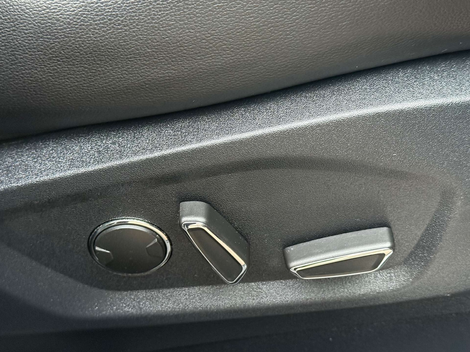 Used Ford S-Max 2019 for sale - 76949875: Photo 64