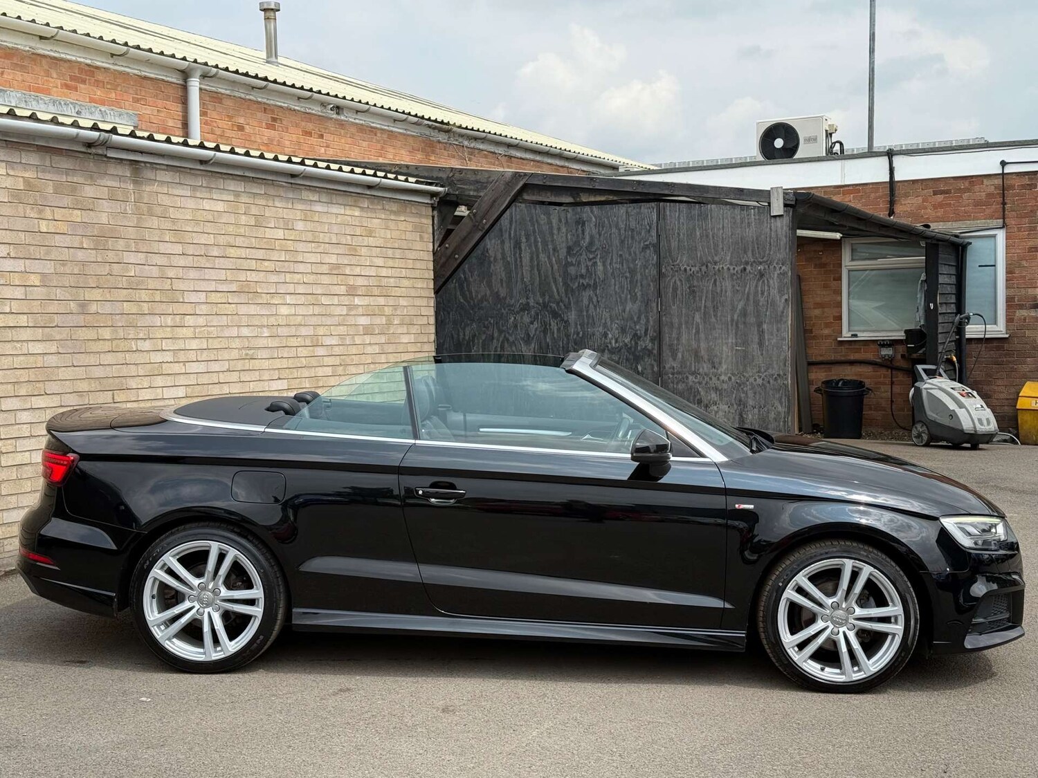 Used Audi A3 2016 for sale - 76601459: Photo 33