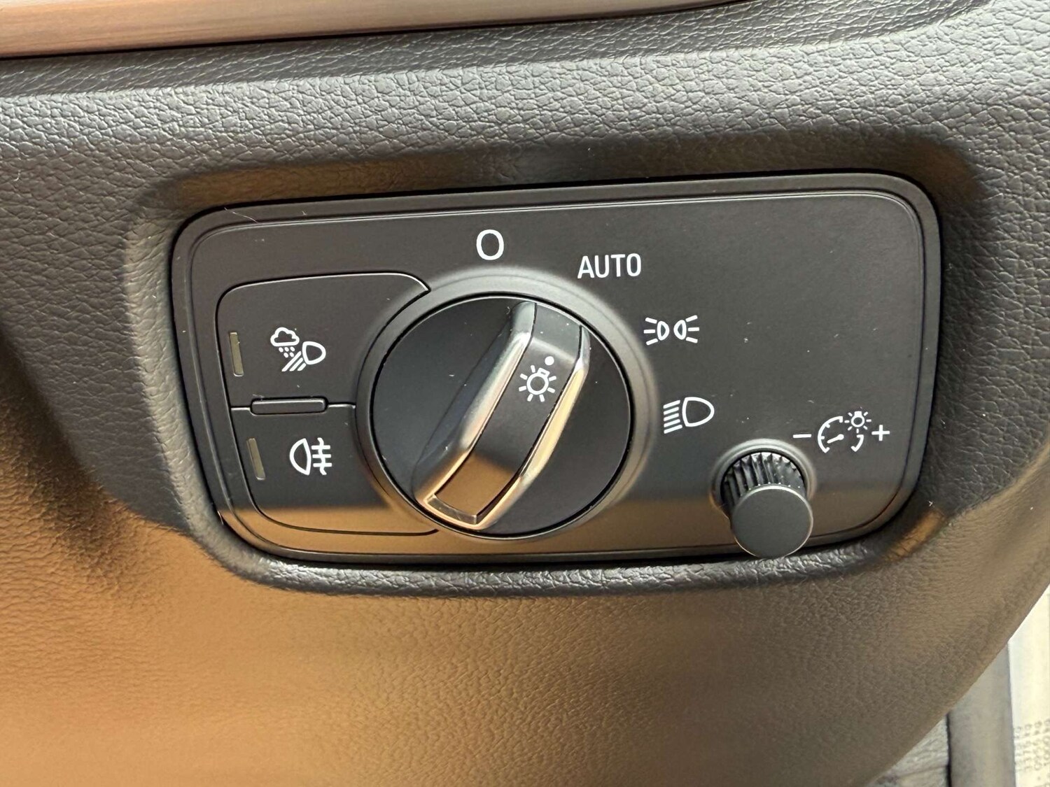 Used Audi A3 2016 for sale - 76601459: Photo 42