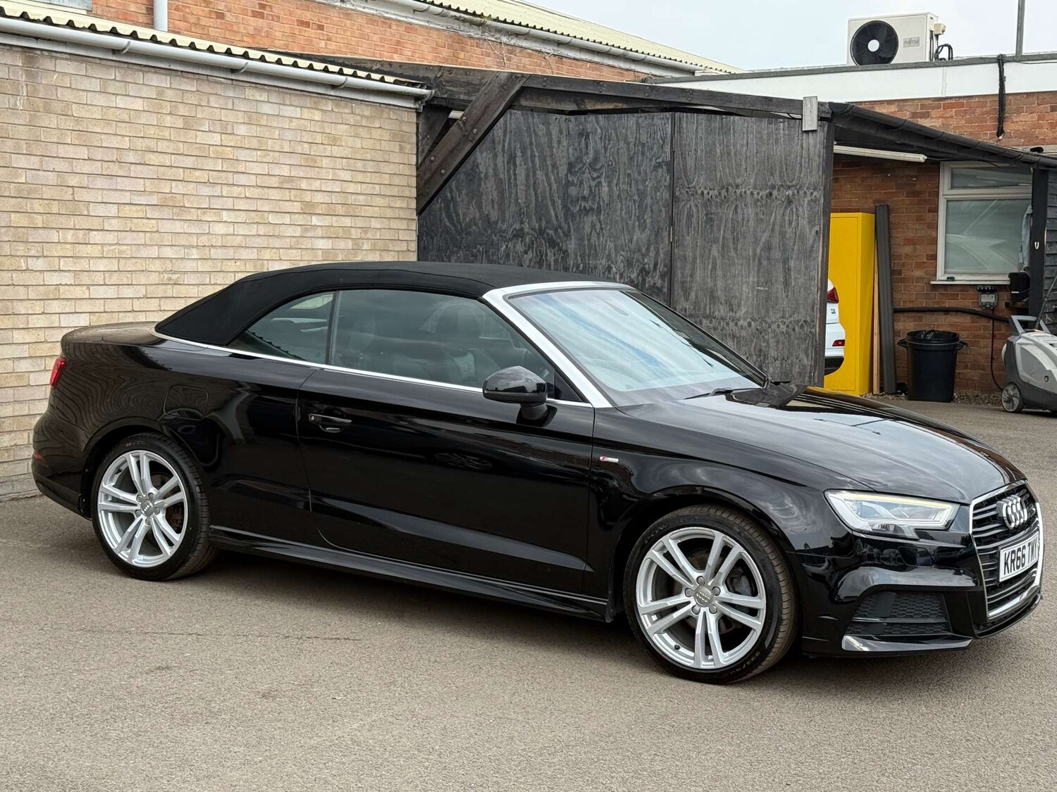 Used Audi A3 2016 for sale - 76601459: Photo 86