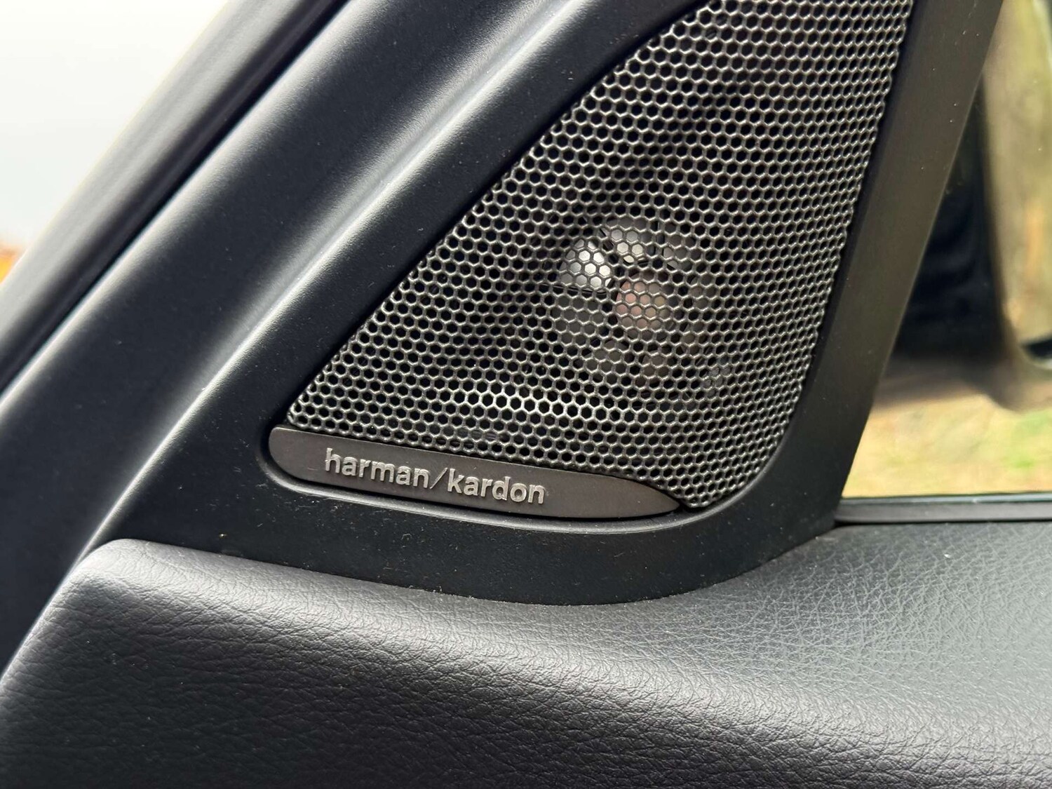 Used BMW 3 Series 2018 for sale - 77916449: Photo 40