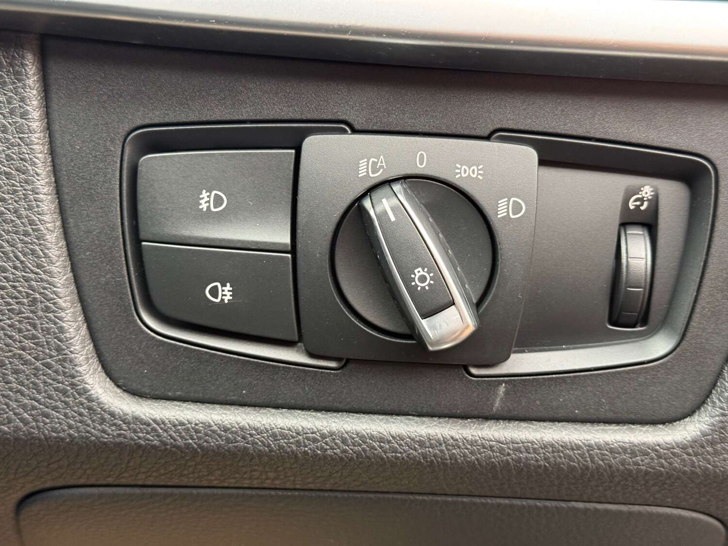 Used BMW 3 Series 2018 for sale - 77916449: Photo 41