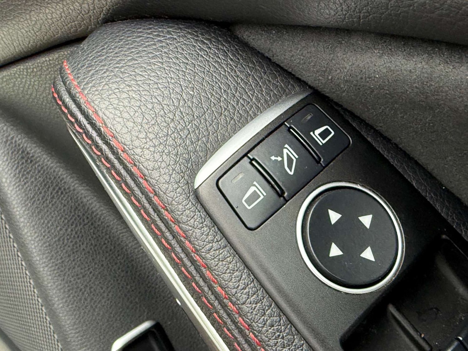 Used Mercedes-Benz CLA 2016 for sale - 77621950: Photo 35