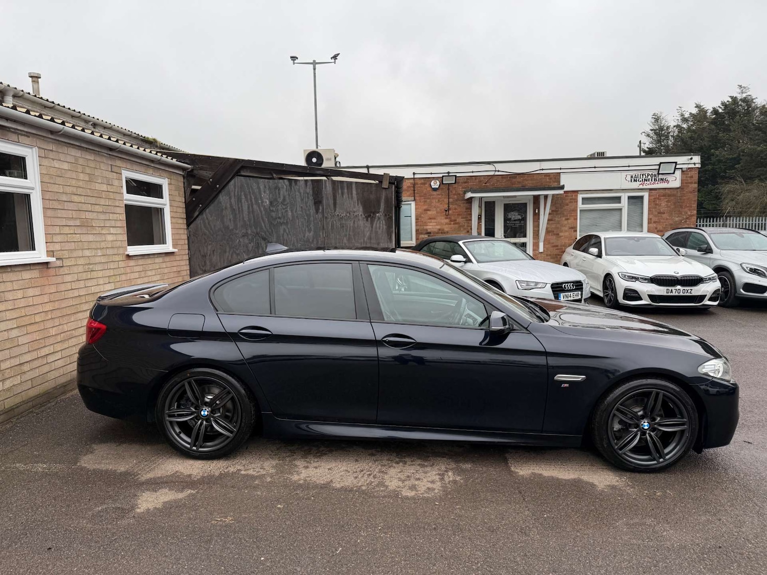 Used BMW 5 Series 2014 for sale - 77609399: Photo 31