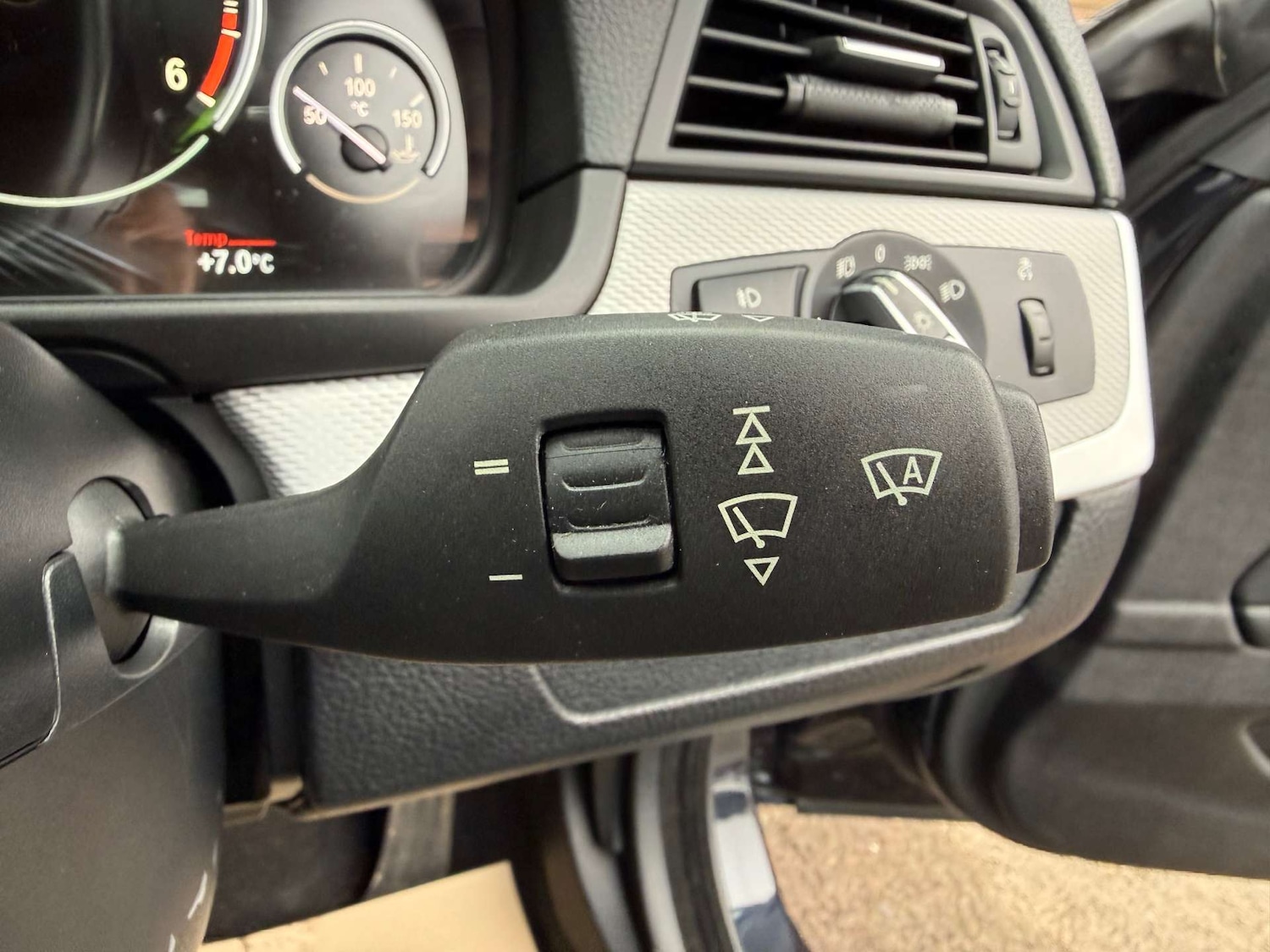 Used BMW 5 Series 2014 for sale - 77609399: Photo 52