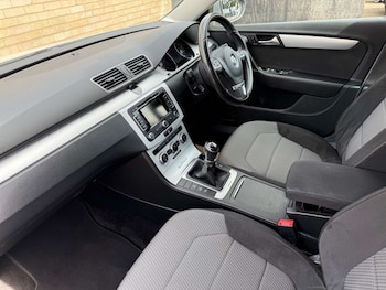 Used Volkswagen Passat 2014 for sale - 74772253: Photo