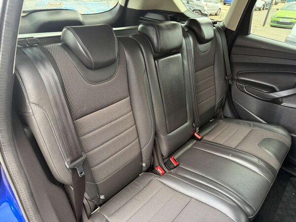 Used Ford Kuga 2015 for sale - 75716876: Photo 31
